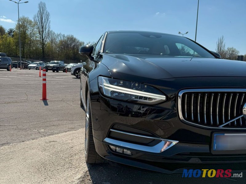 2017' Volvo S90 photo #1