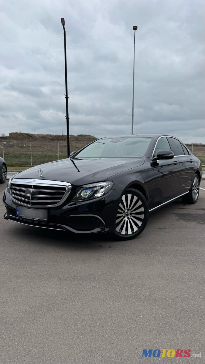 2018' Mercedes-Benz E-Class photo #1