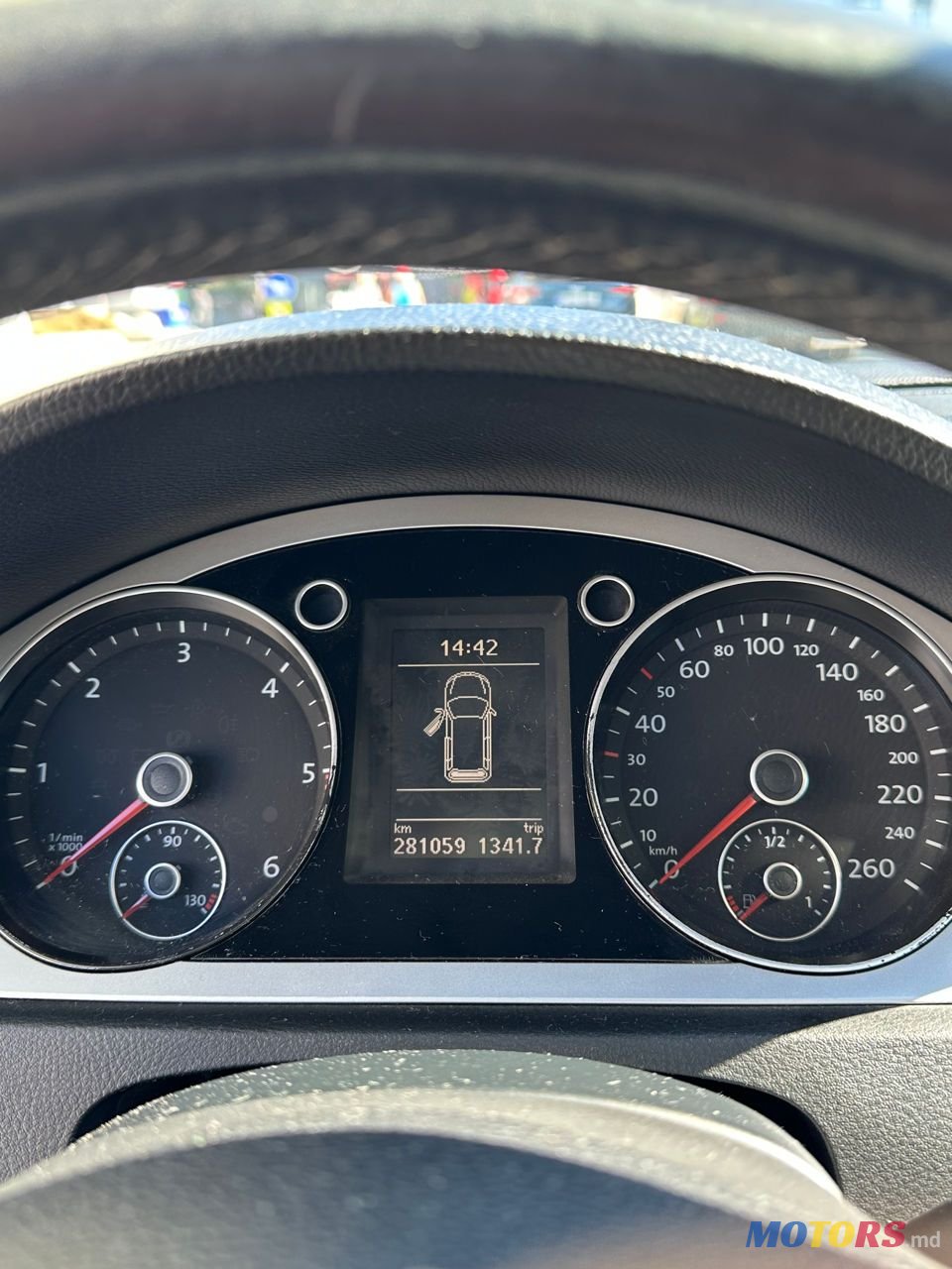 2010' Volkswagen Passat photo #6