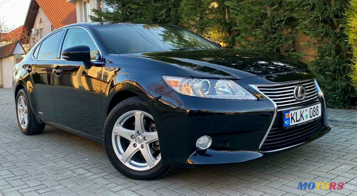 2013' Lexus Es Series photo #2