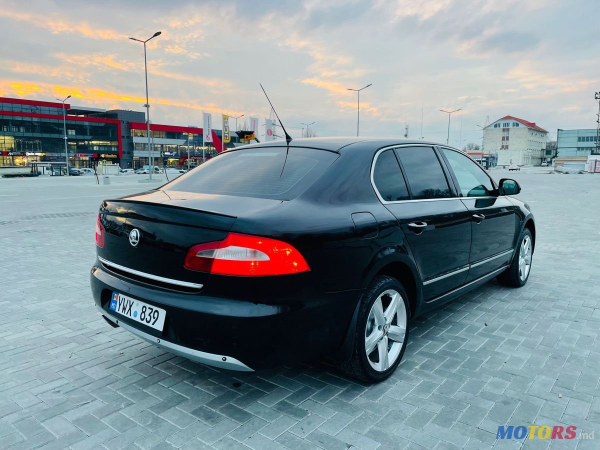 2009' Skoda Superb photo #3