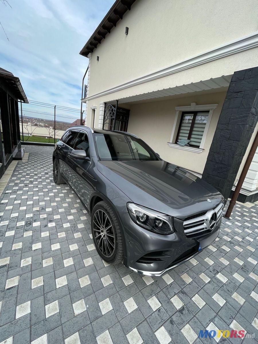 2016' Mercedes-Benz GLC photo #1