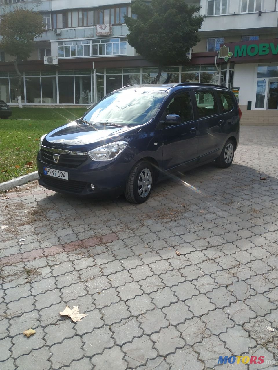2012' Dacia Lodgy photo #2