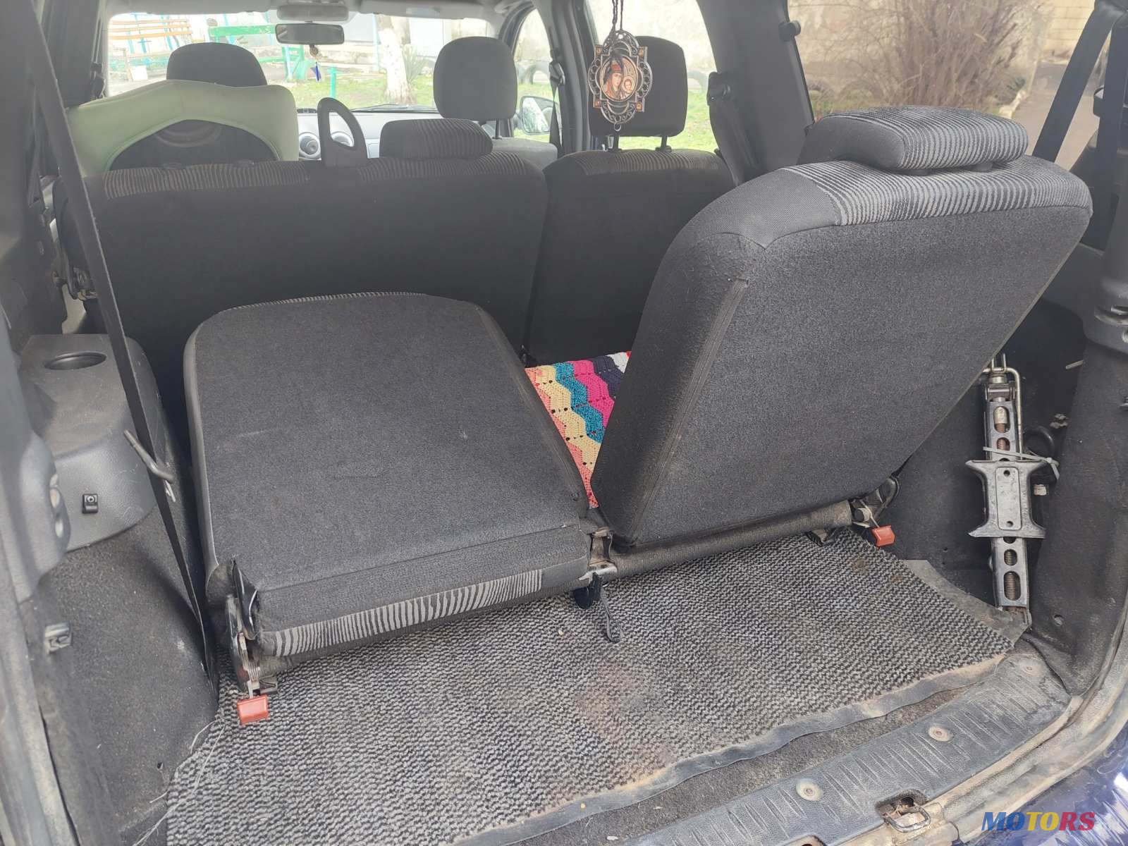 2009' Dacia Logan mcv photo #5