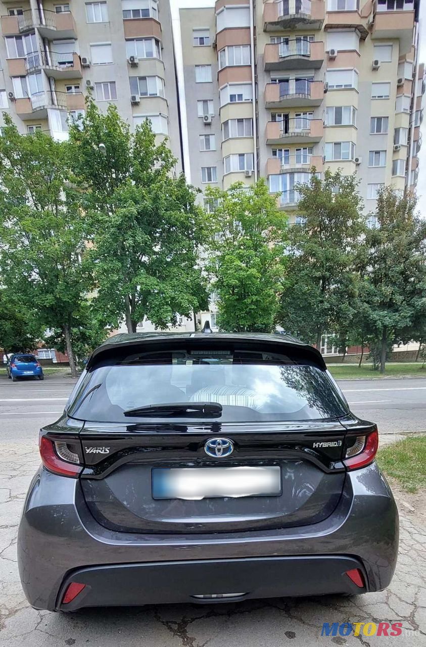 2021' Toyota Yaris photo #4