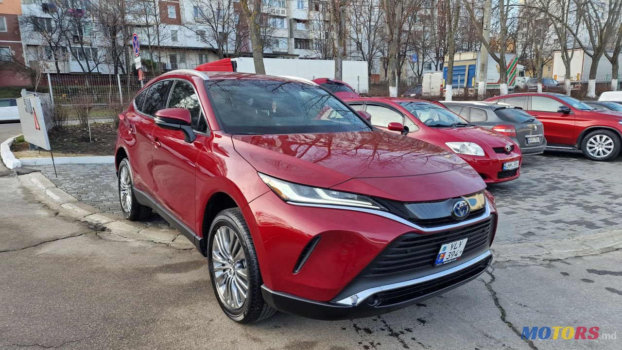 2020' Toyota Venza photo #3