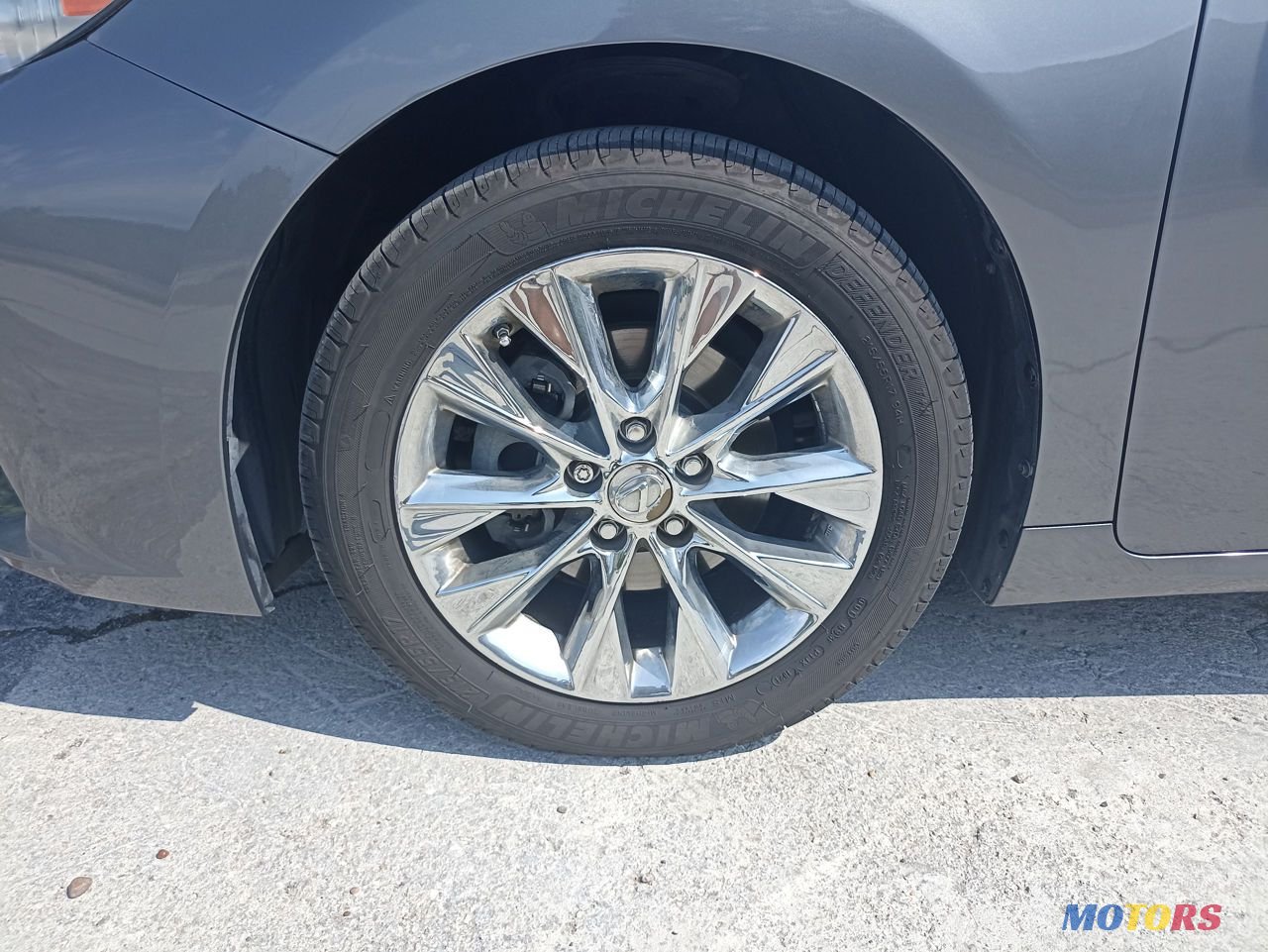 2014' Lexus Es Series photo #2