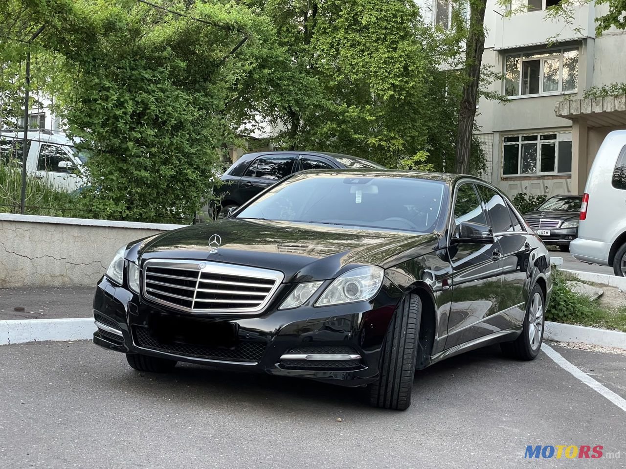 2010' Mercedes-Benz E Класс photo #1