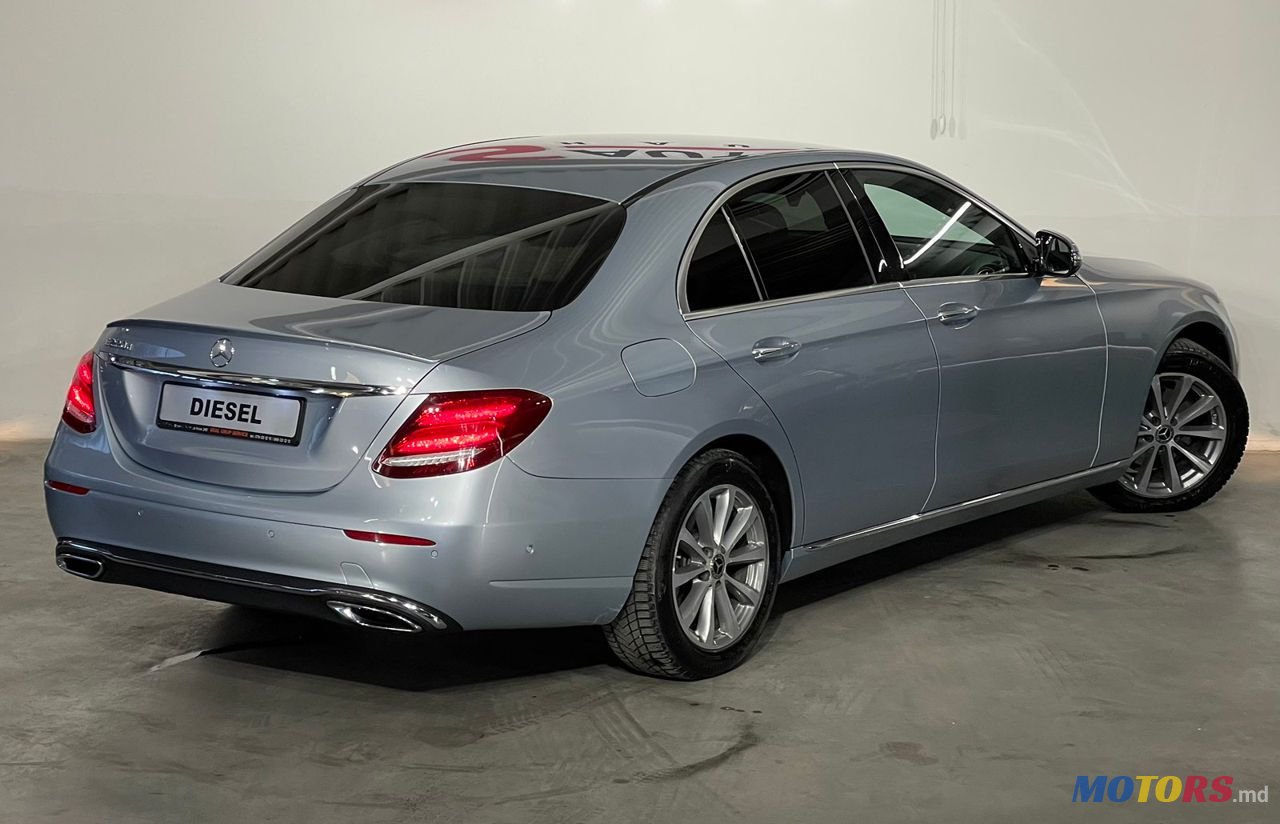 2017' Mercedes-Benz E Класс photo #4