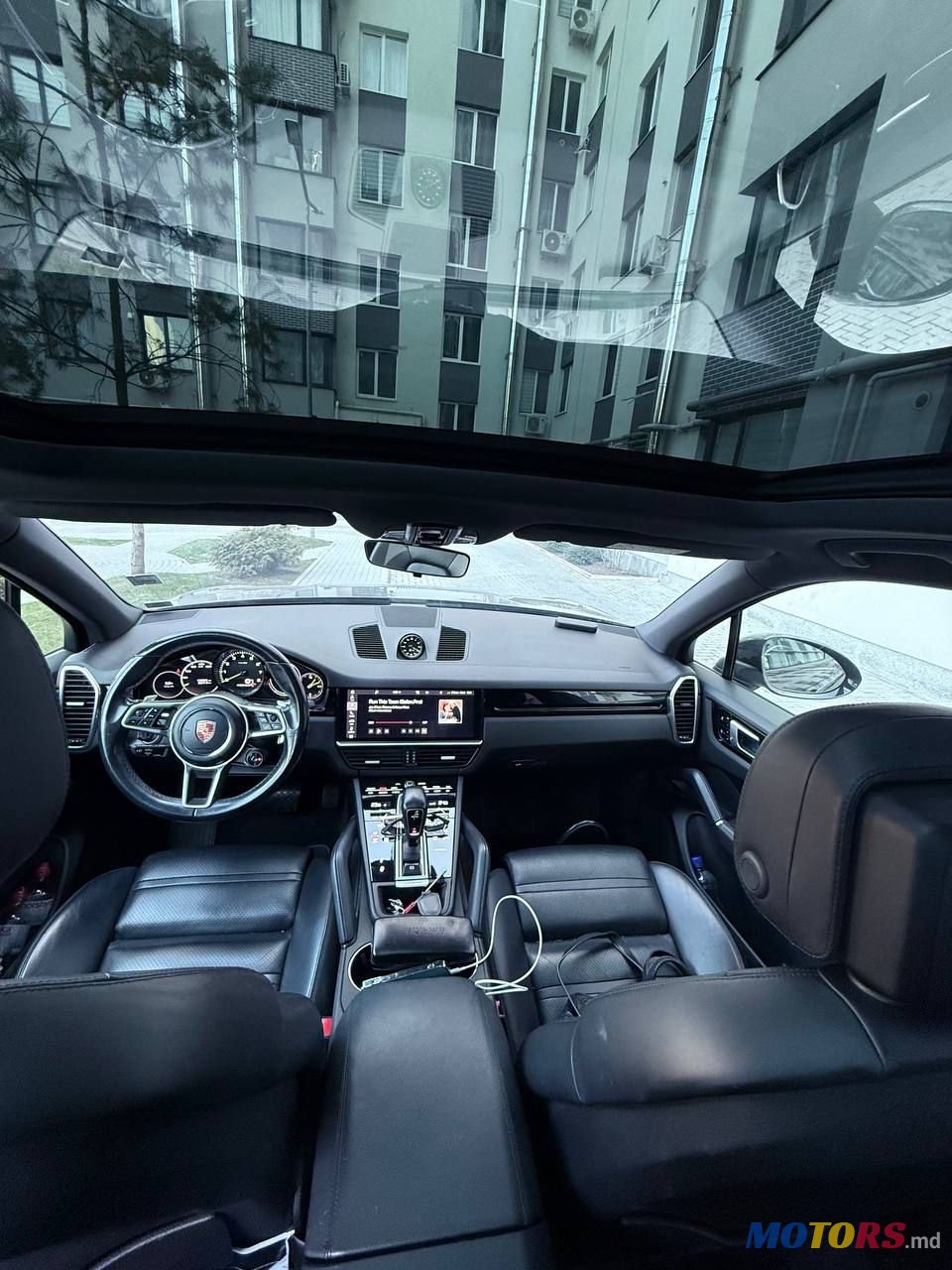 2019' Porsche Cayenne photo #4
