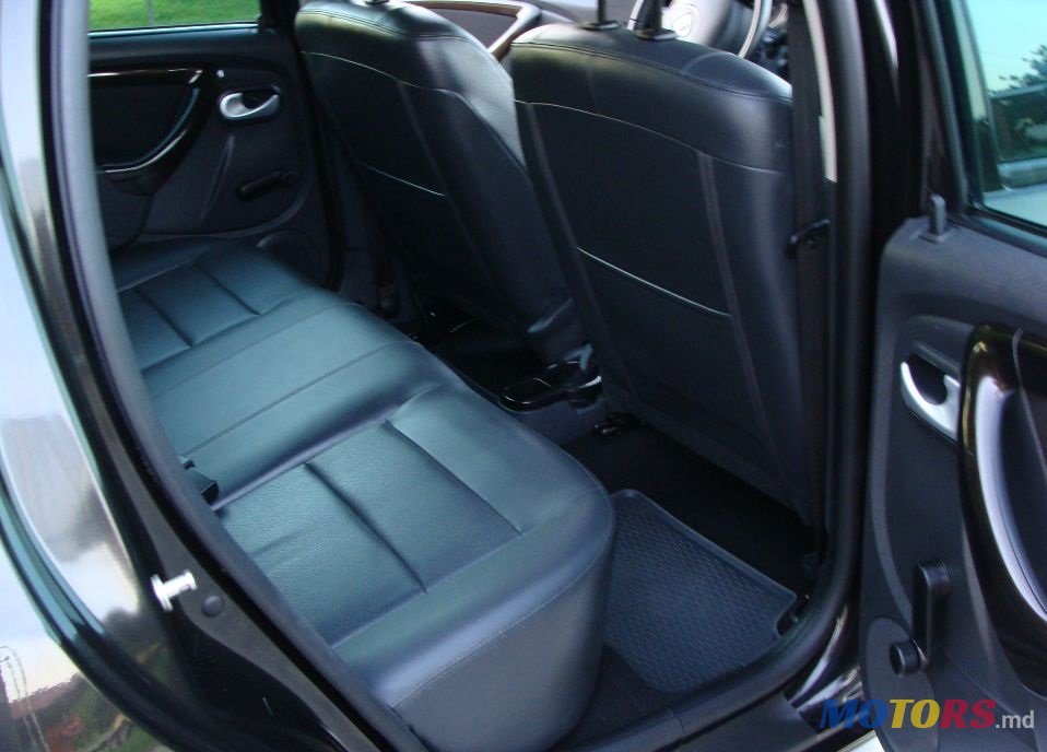 2012' Dacia Duster 2012 103300 km Diesel SUV photo #5