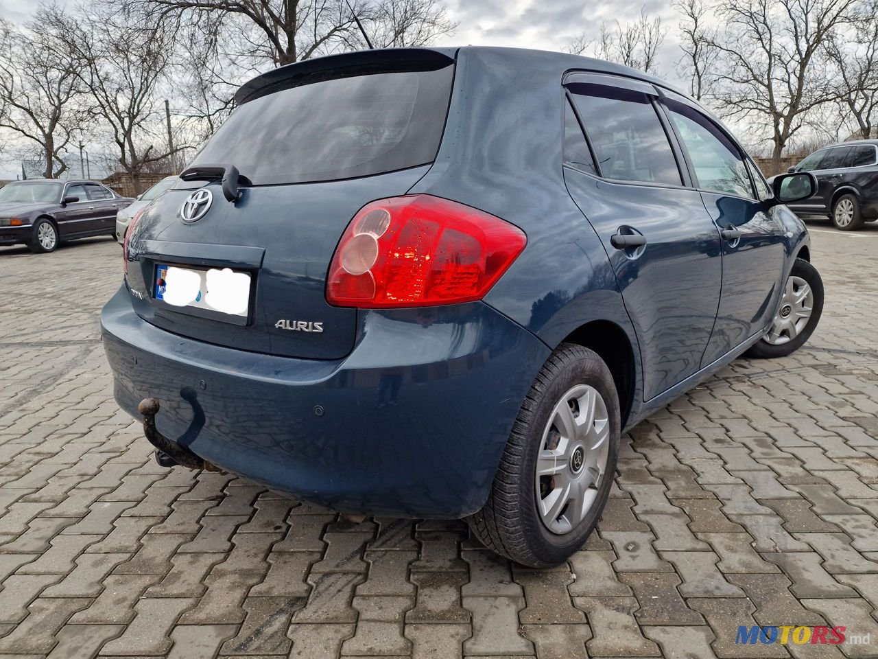 2008' Toyota Auris photo #3