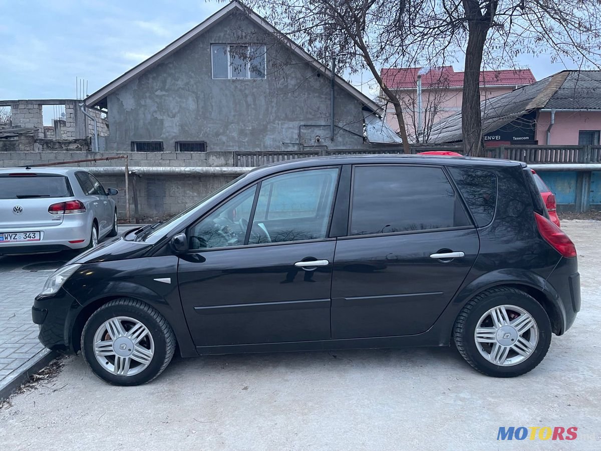 2008' Renault Scenic photo #4