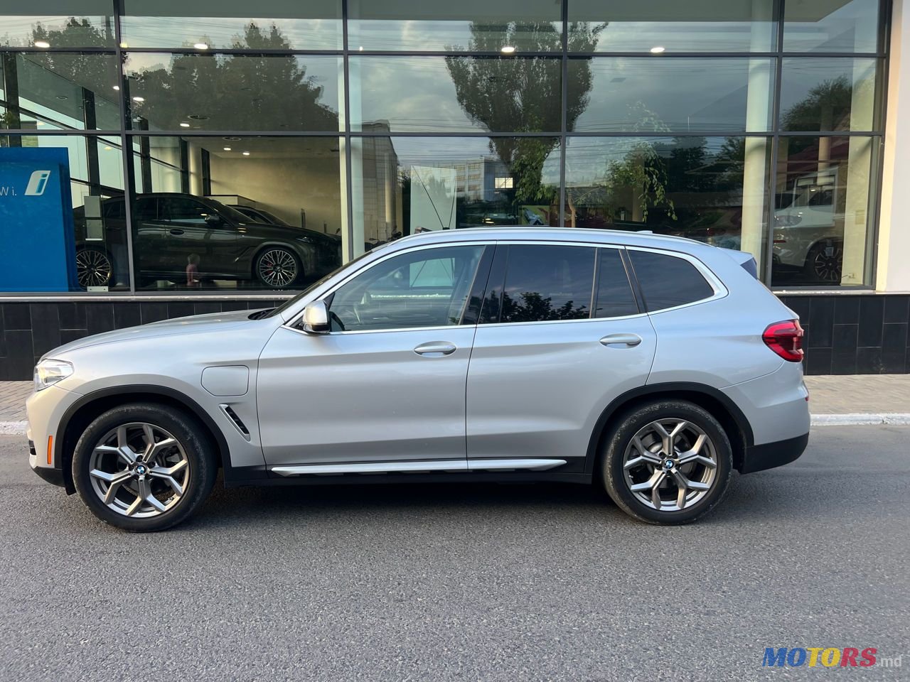 2021' BMW X3 photo #2