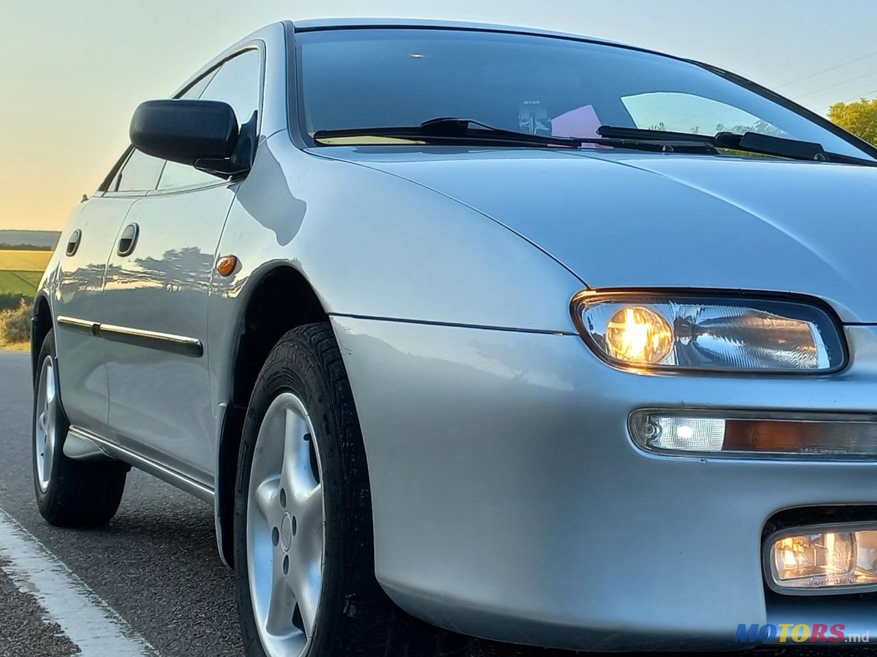 1998' Mazda 323 photo #5