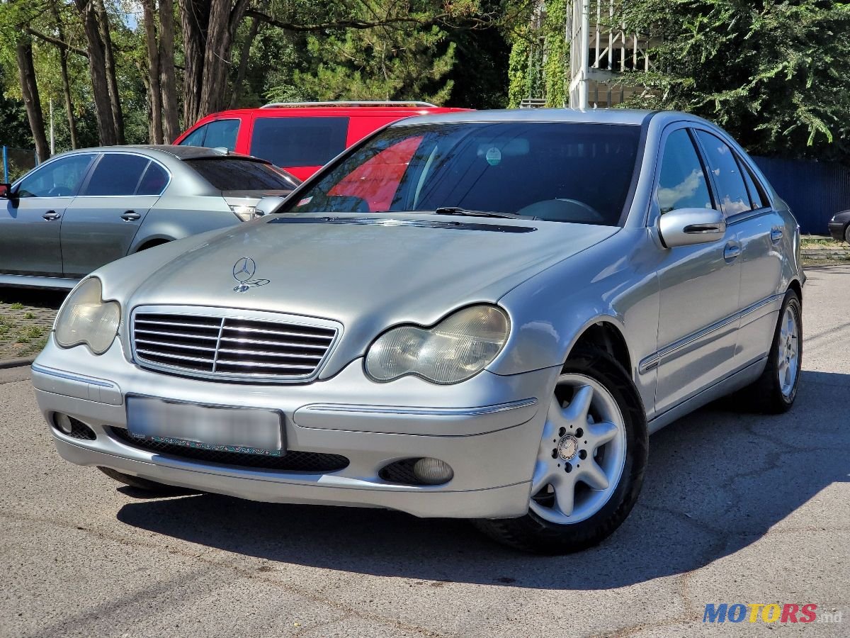 2003' Mercedes-Benz C Класс photo #2