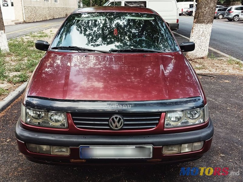 1995' Volkswagen Passat photo #3