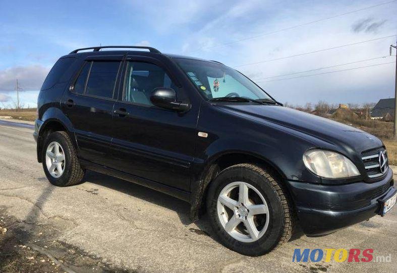 1999' Mercedes-Benz Ml photo #1