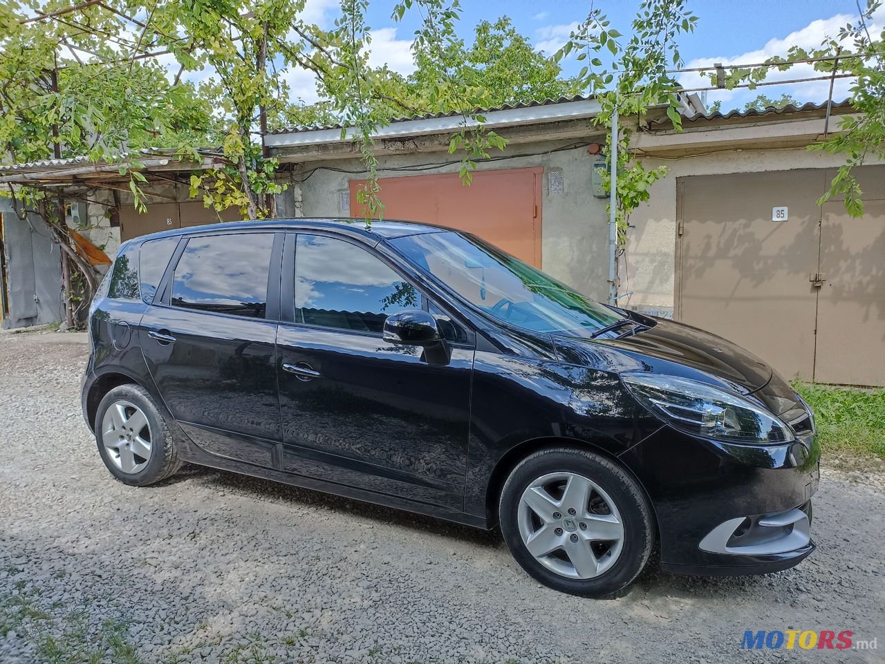 2012' Renault Scenic photo #4