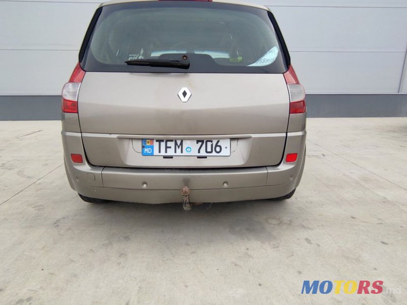 2007' Renault Scenic photo #5