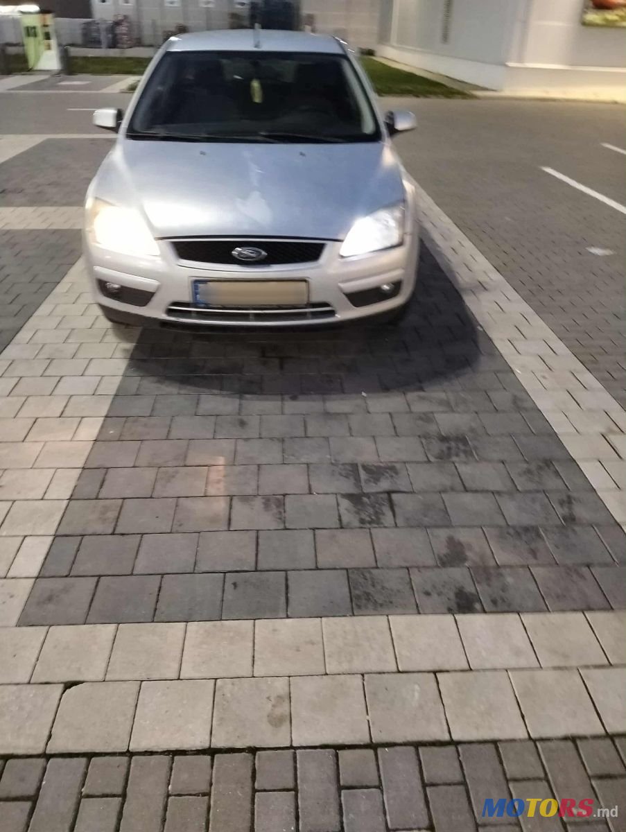 2007' Ford Focus photo #1