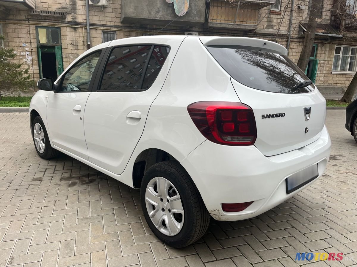 2017' Dacia Sandero photo #3