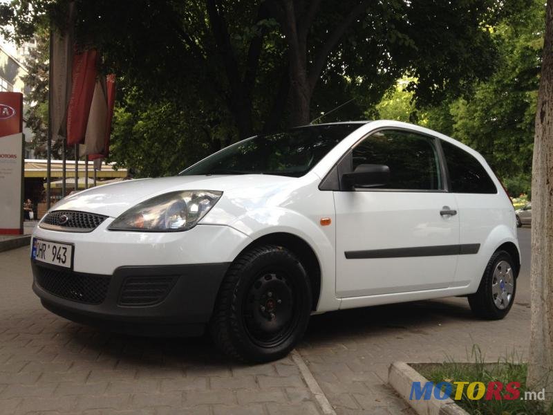 2007' Ford Fiesta photo #4