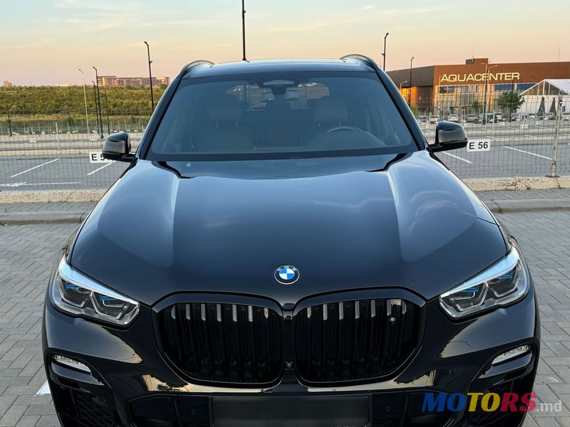 2020' BMW X5 photo #2