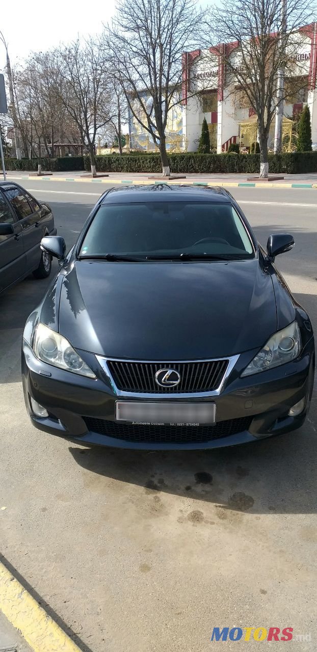 2010' Lexus Is Series photo #2
