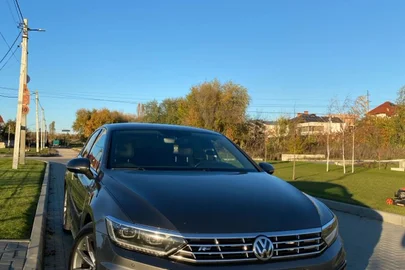 2017' Volkswagen Passat