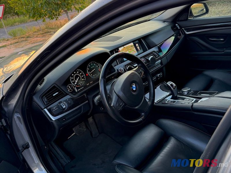 2016' BMW 5 Series photo #6