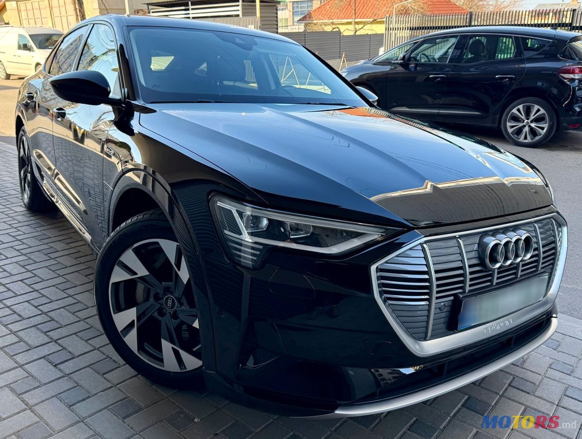 2020' Audi e-tron photo #2