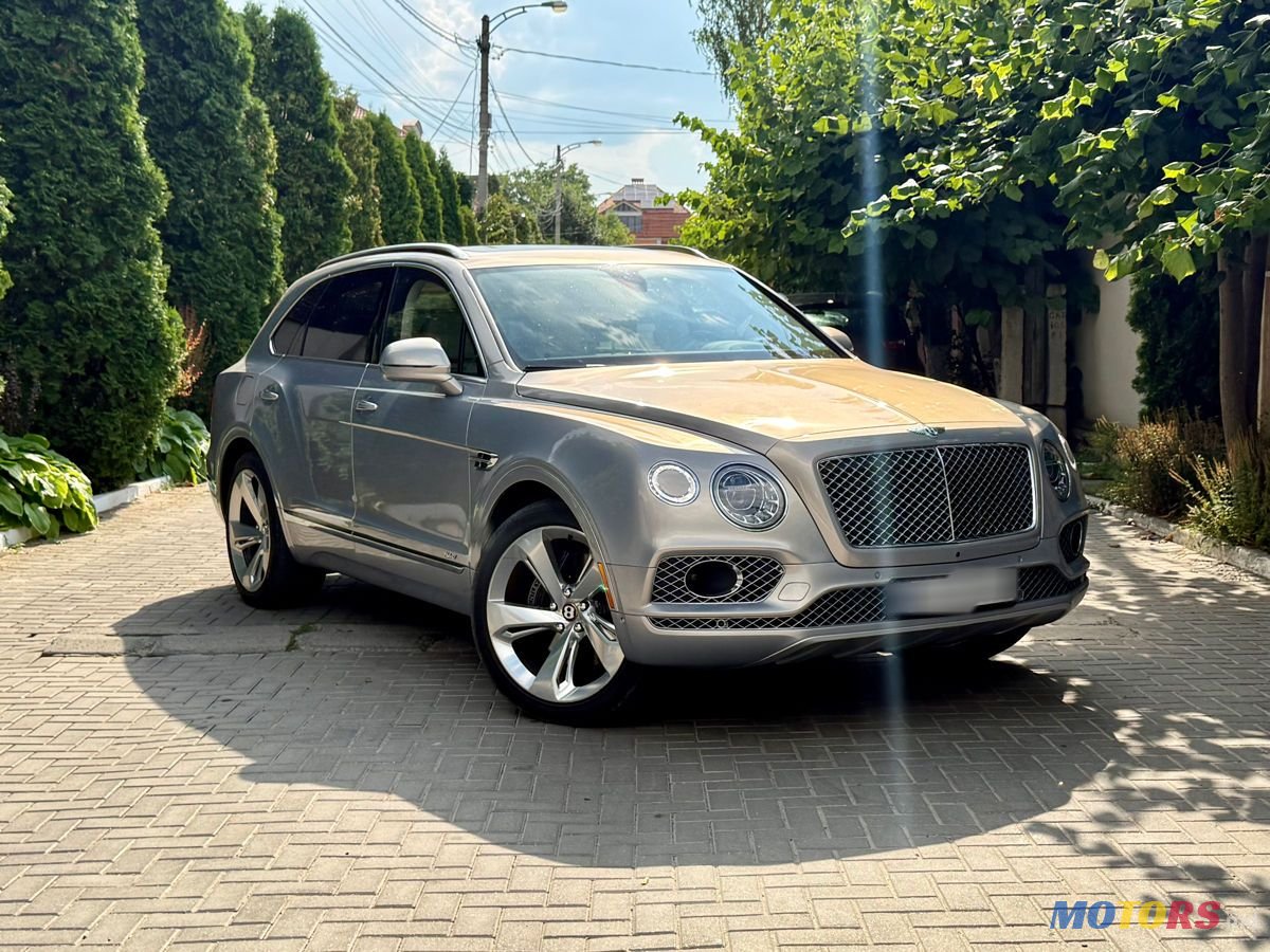 2019' Bentley Bentayga photo #3