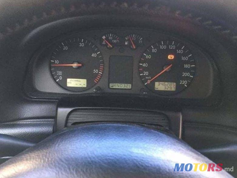 2000' Volkswagen Passat photo #3