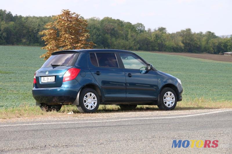 2011' Skoda Fabia photo #6