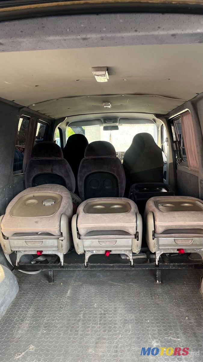 2003' Volkswagen Transporter photo #6