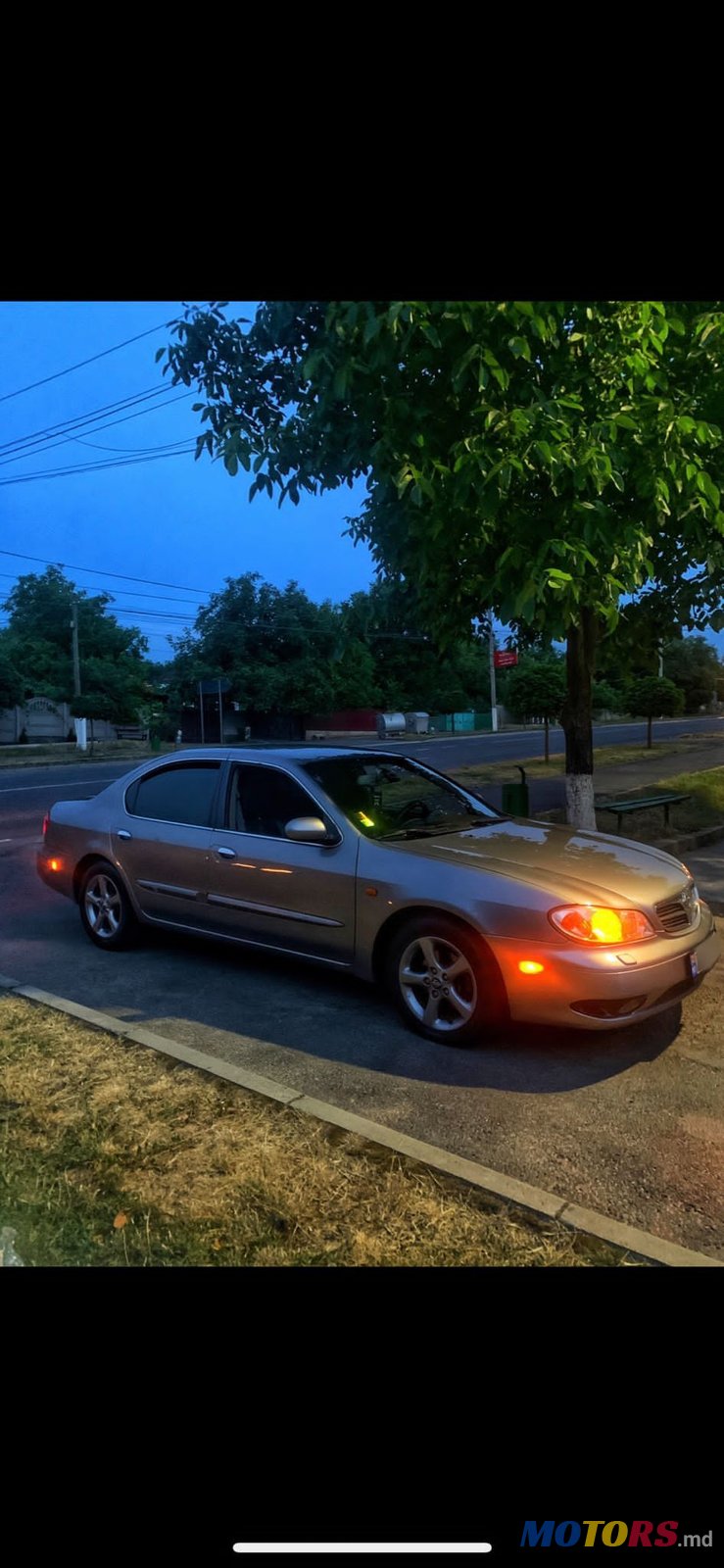 2001' Nissan Maxima photo #1