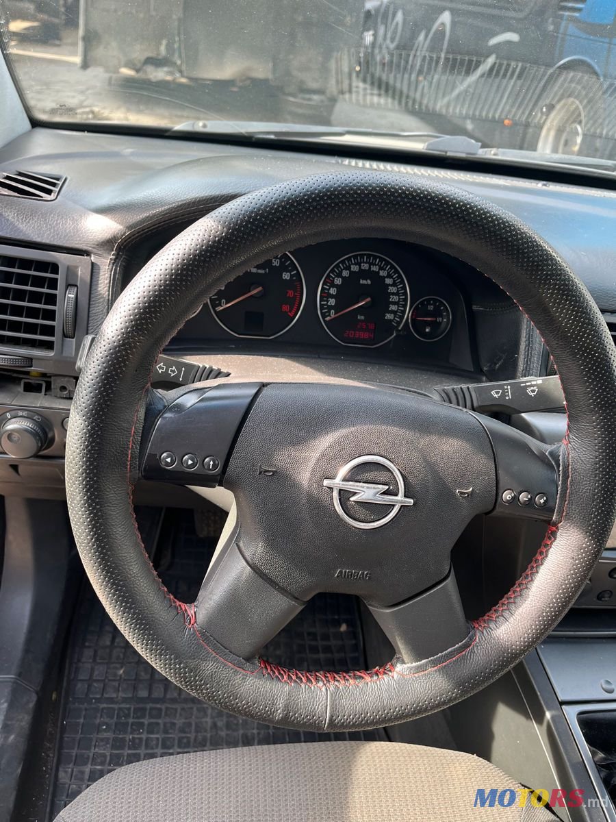 2003' Opel Vectra photo #2