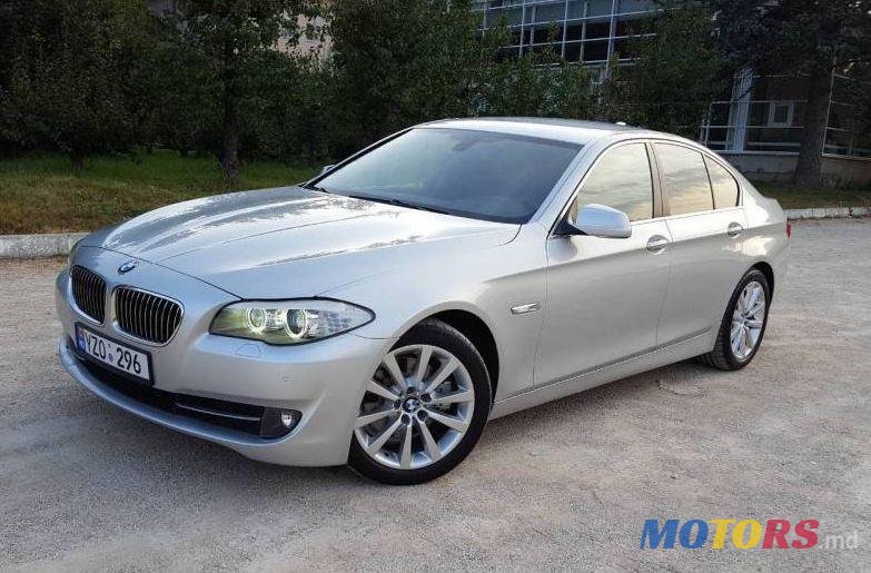 2012' BMW 5 photo #1