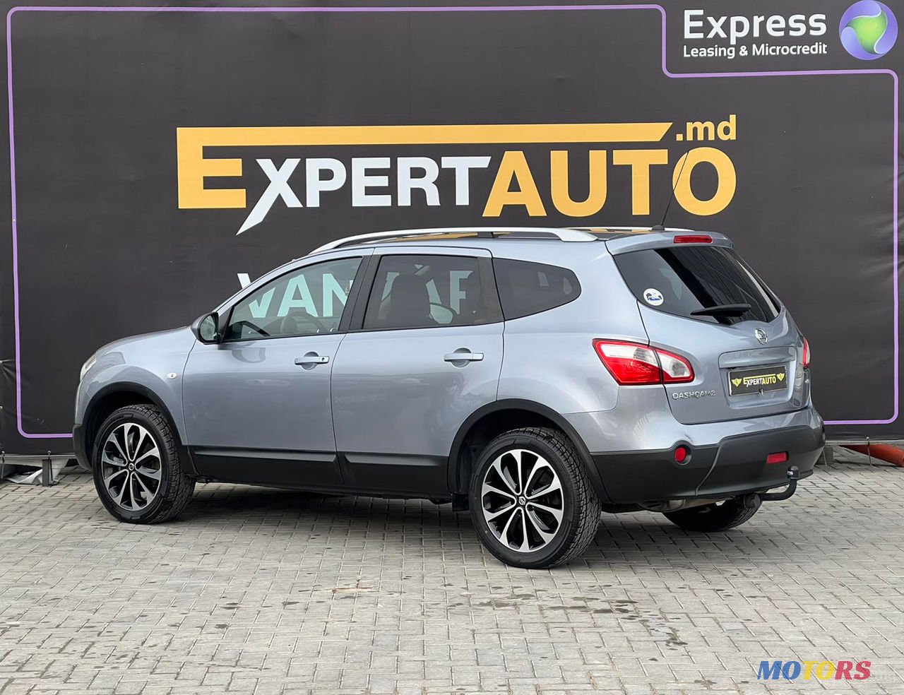 2013' Nissan Qashqai+2 photo #3