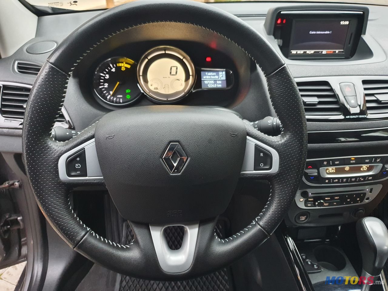 2012' Renault Megane photo #4