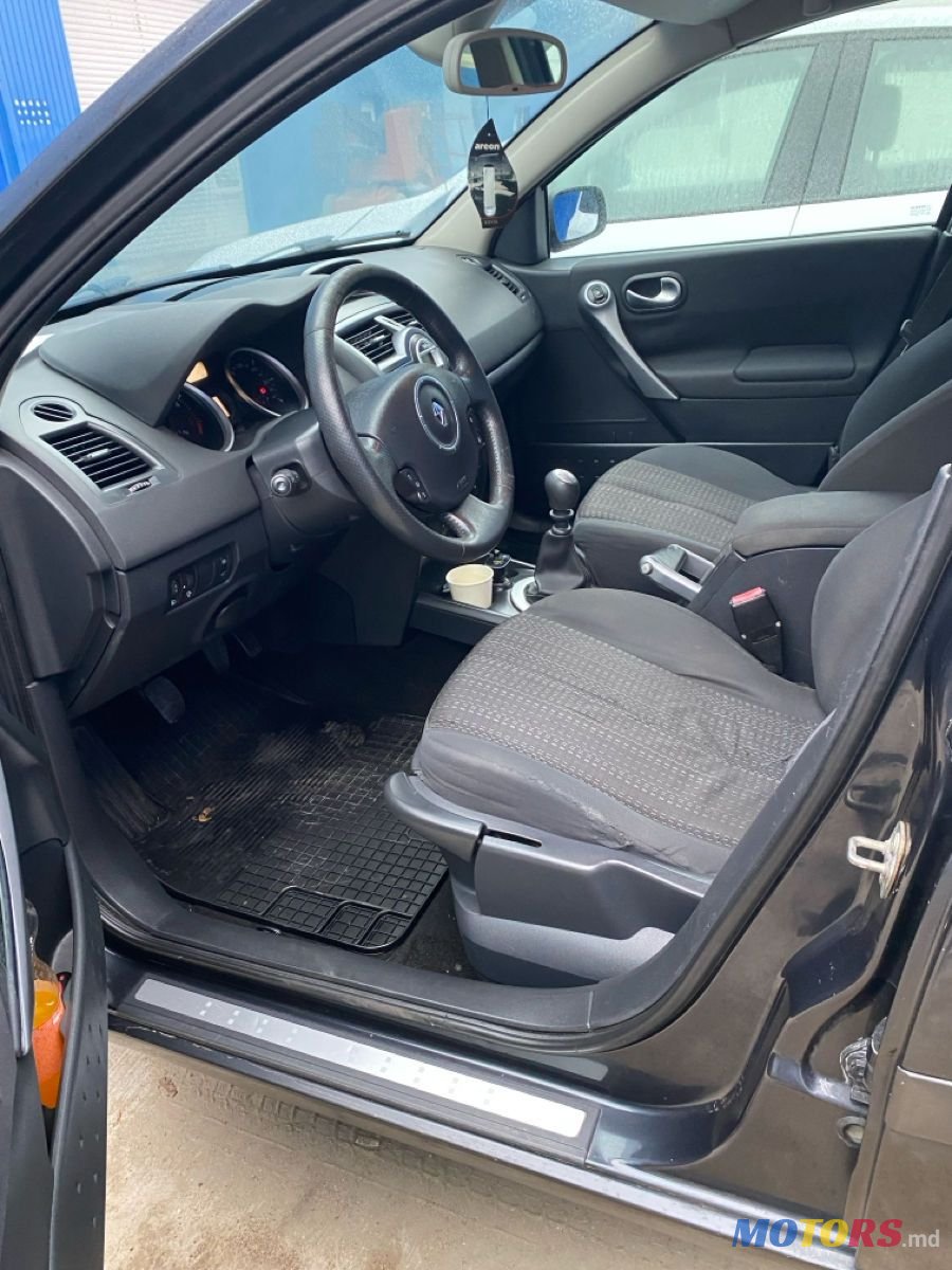 2007' Renault Megane photo #5