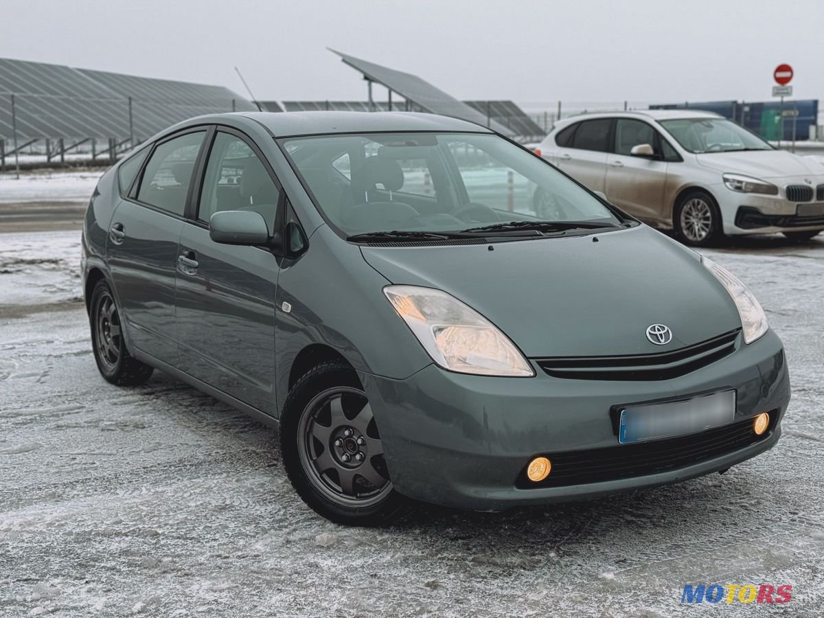 2006' Toyota Prius photo #3