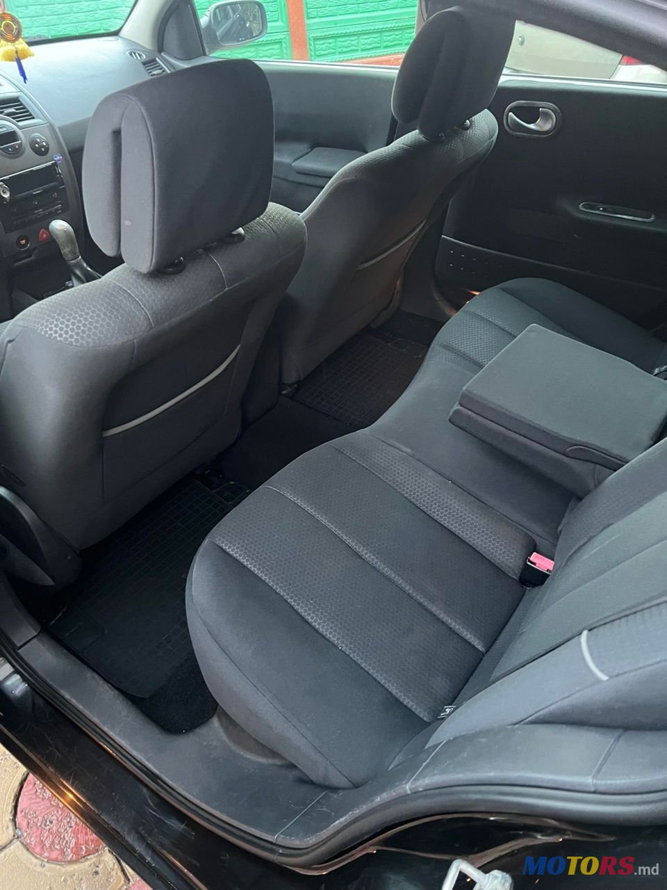 2004' Renault Megane photo #6