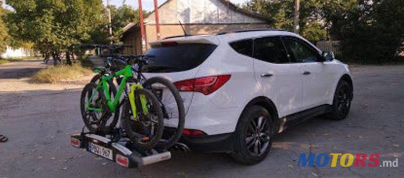 2013' Hyundai Santa Fe photo #2