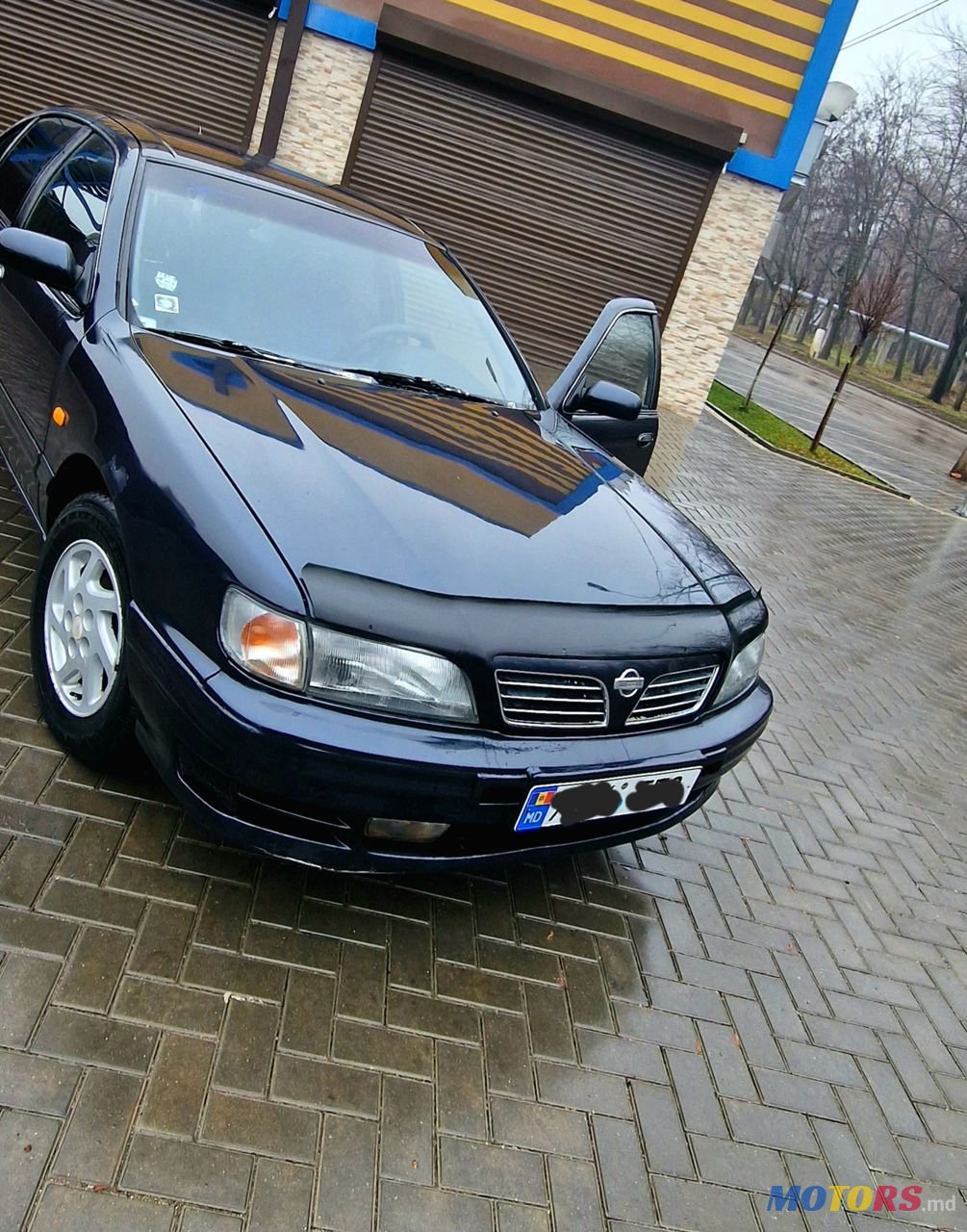 1995' Nissan Maxima photo #2