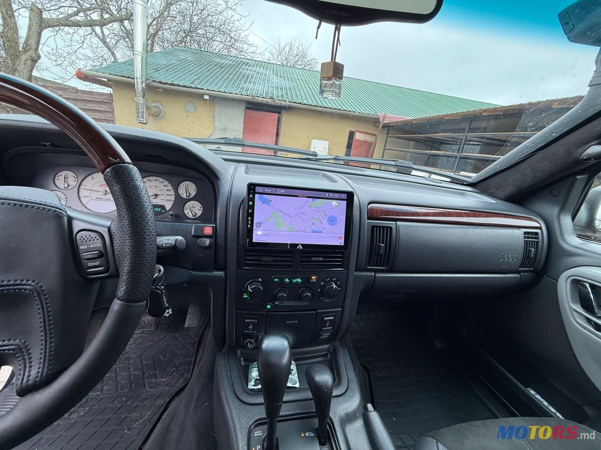 2003' Jeep Grand Cherokee photo #2