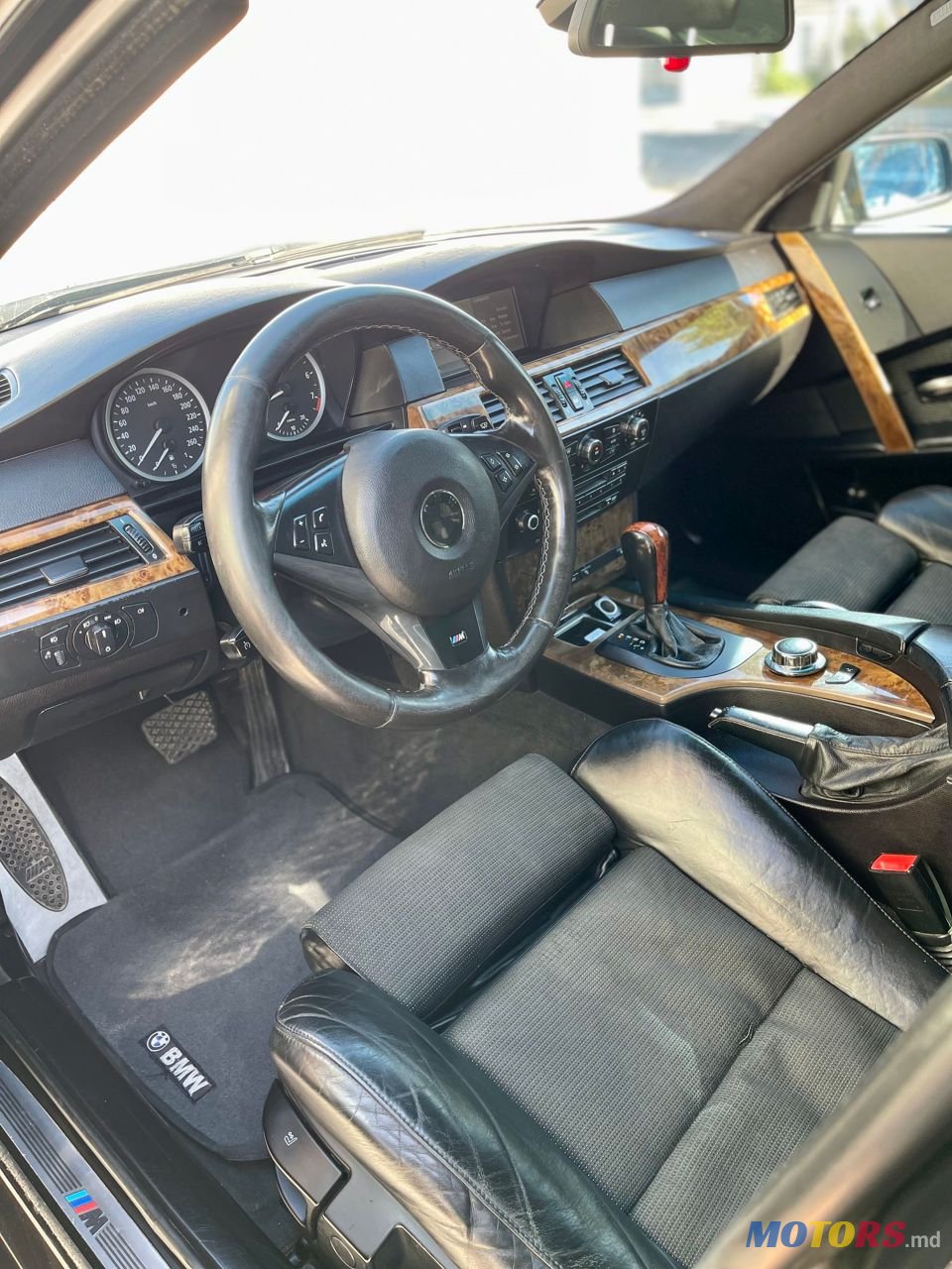 2006' BMW 5 Series photo #6