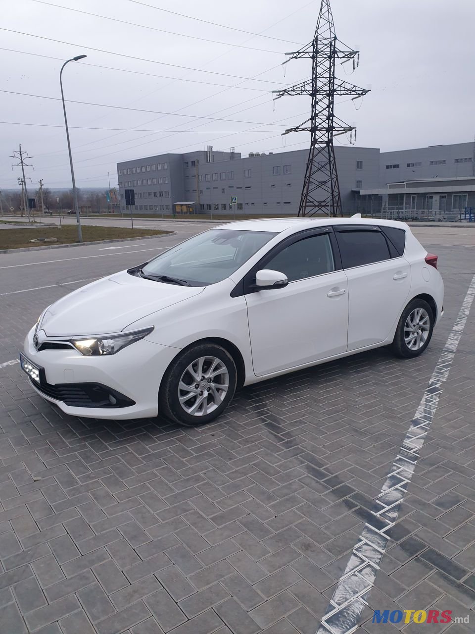 2017' Toyota Auris photo #1