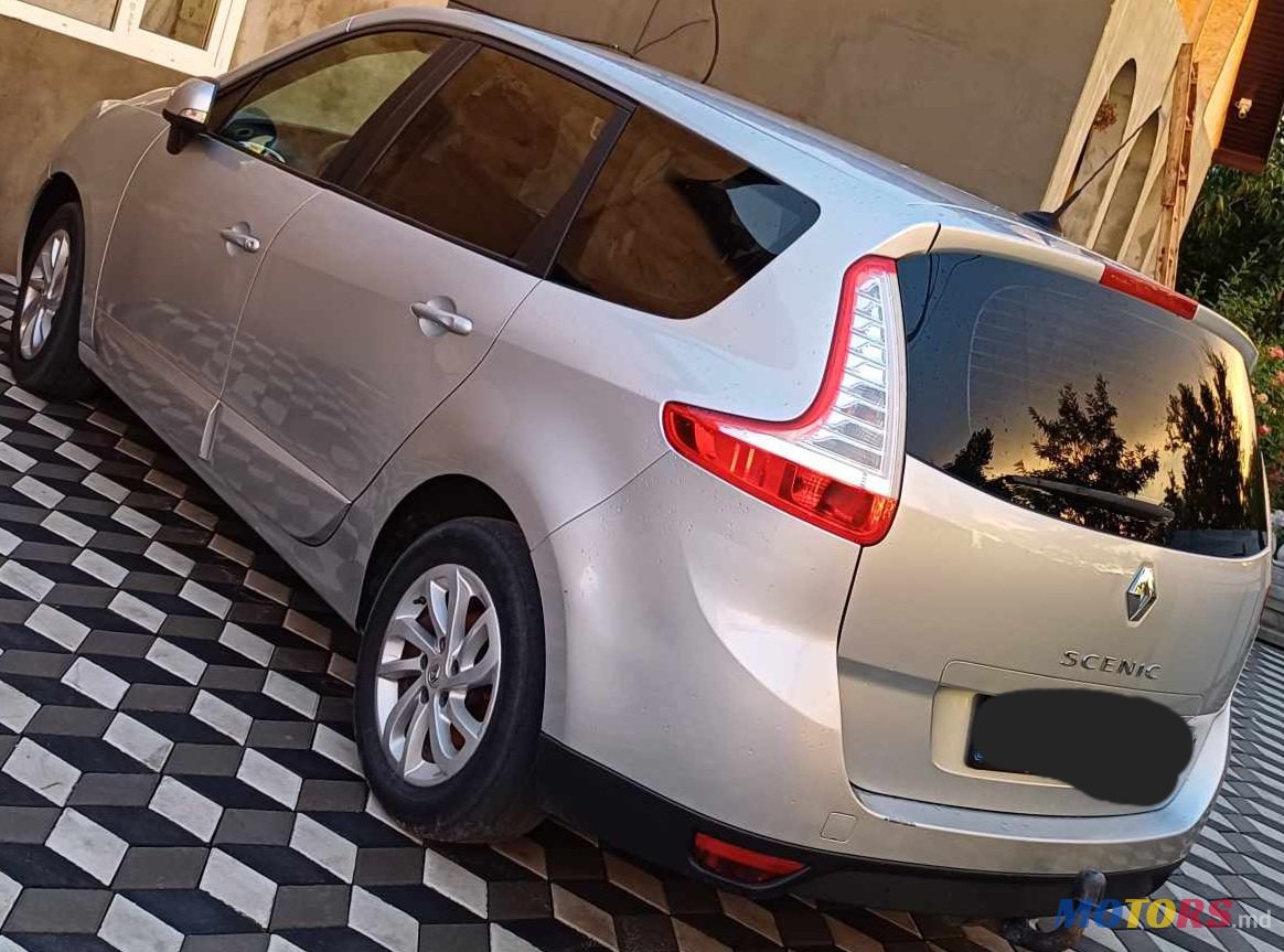 2012' Renault 16 photo #1